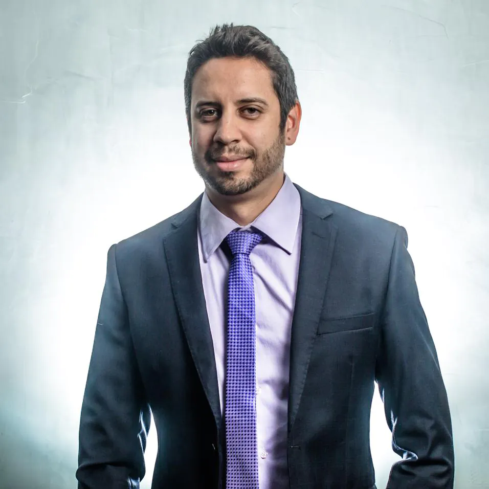 Dr. Samuel Santos, advogado